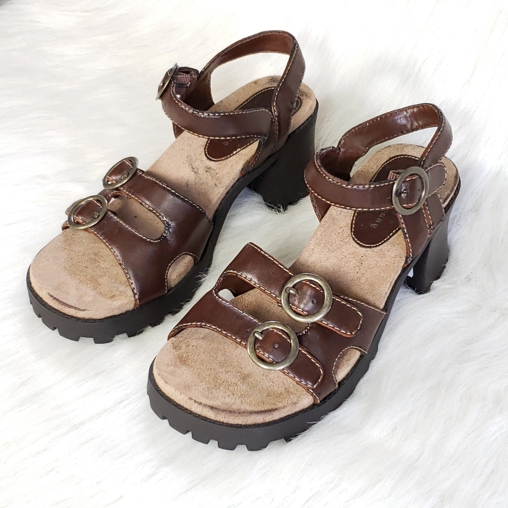 ellemenno Brown Chunky Heel Sandals - Picture 7 of 9